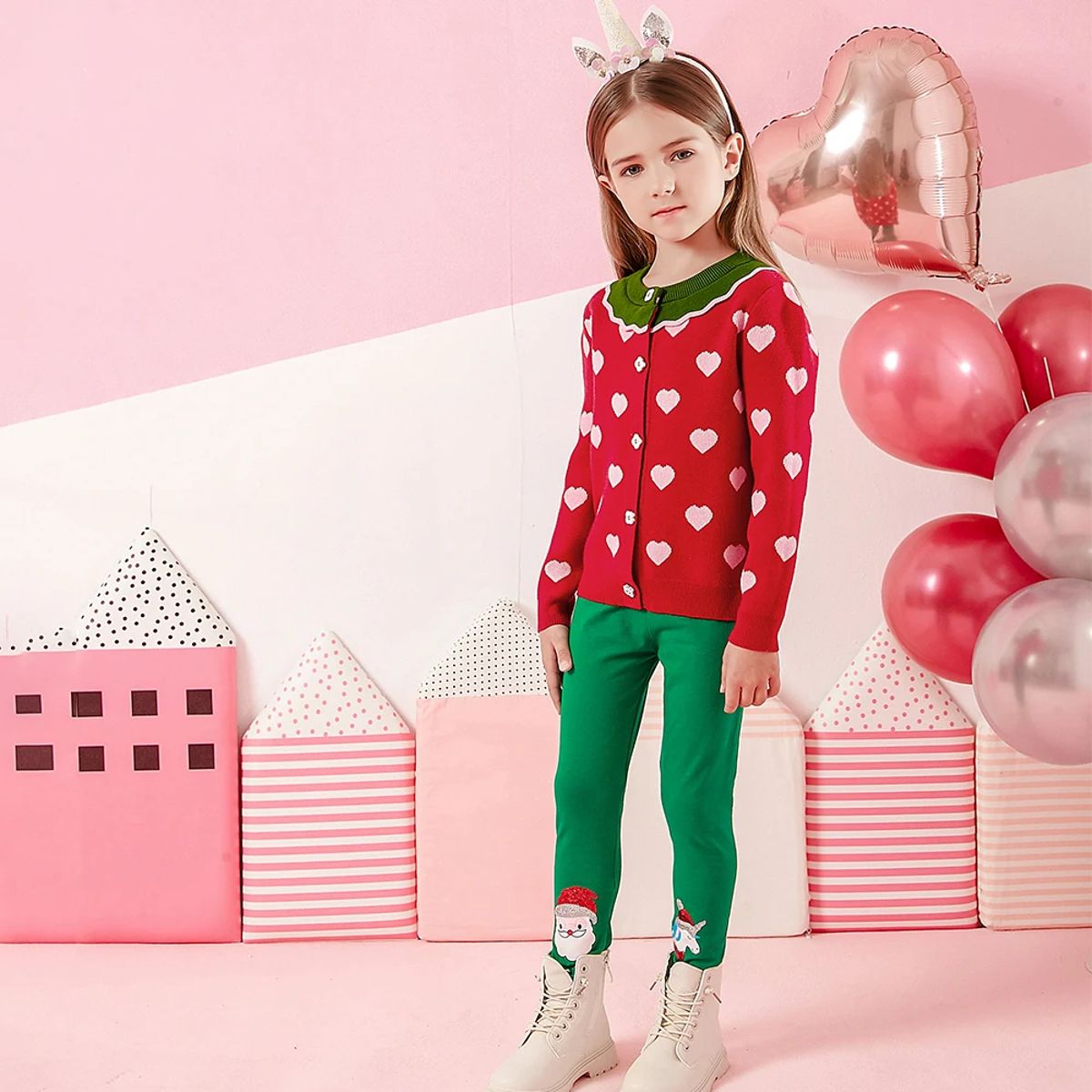 Festive Cotton Leggings for Girls with Santa Claus Applique Festive Cotton Leggings for Girls with Santa Claus Applique