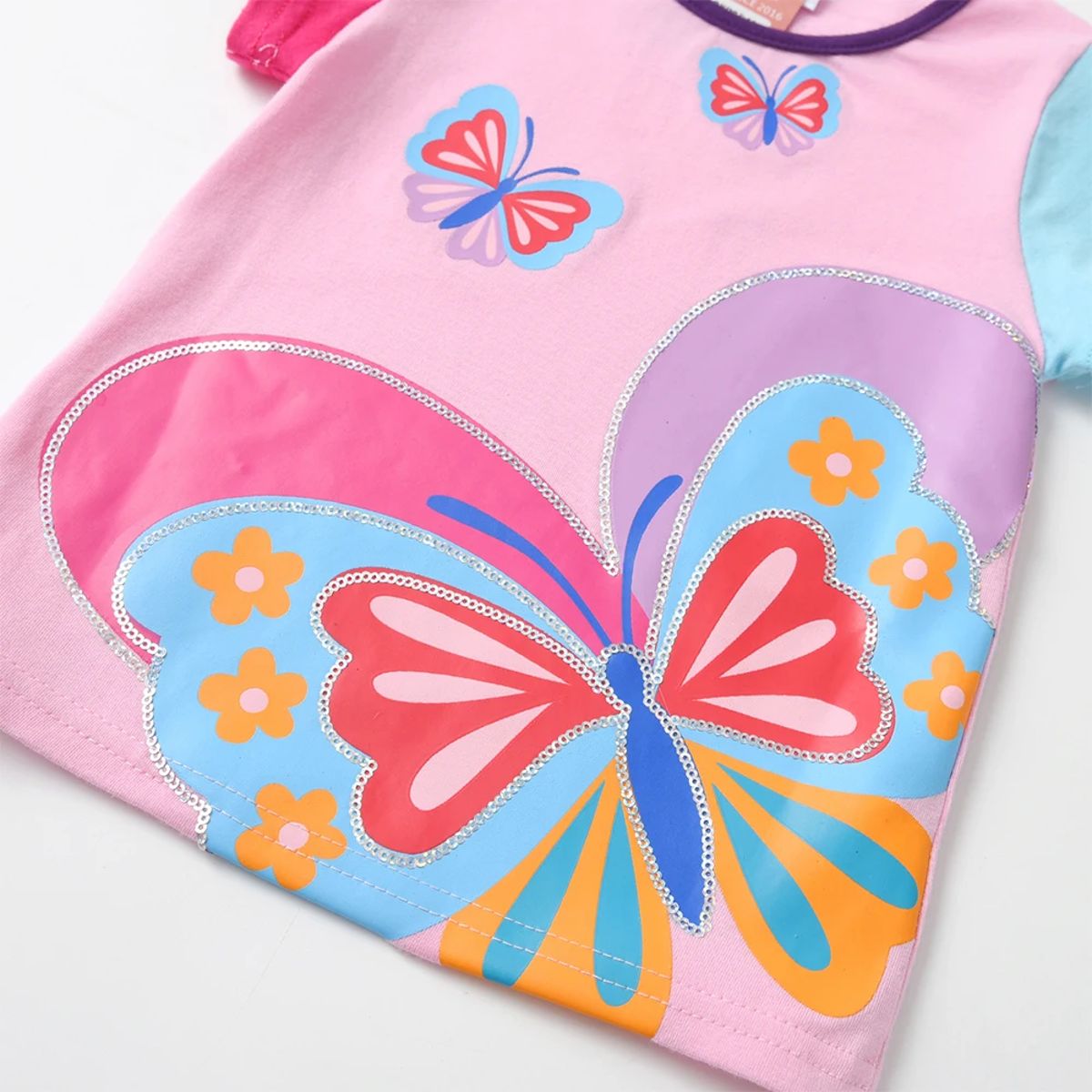 Cute Summer Girls Clothing Set with Butterfly Print Top and Shorts Cute Summer Girls Clothing Set with Butterfly Print Top and Shorts