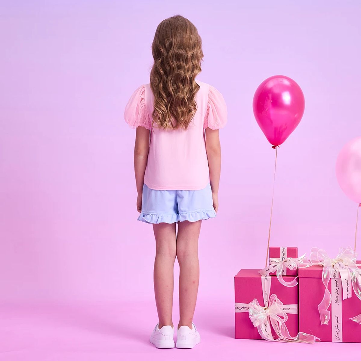 Fun and Comfortable Summer Clothing Set for Girls, T-Shirt & Shorts
