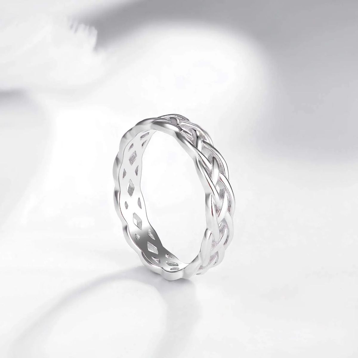 Elegant 925 Sterling Silver Celtic Knot Eternity Ring Elegant 925 Sterling Silver Celtic Knot Eternity Ring