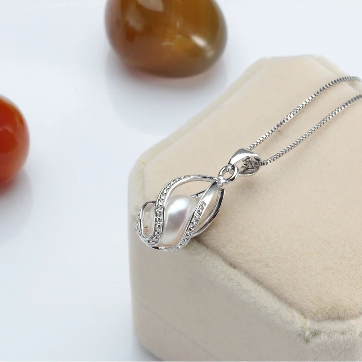 Dainashi - Women's Necklaces 1