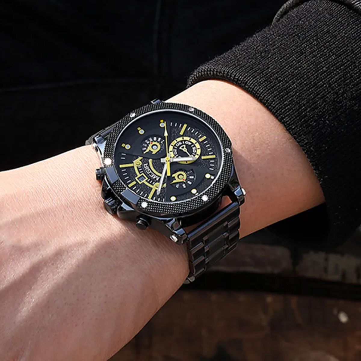 Stylish Chronograph Quartz Watch for Men with Luminous Dial Stylish Chronograph Quartz Watch for Men with Luminous Dial