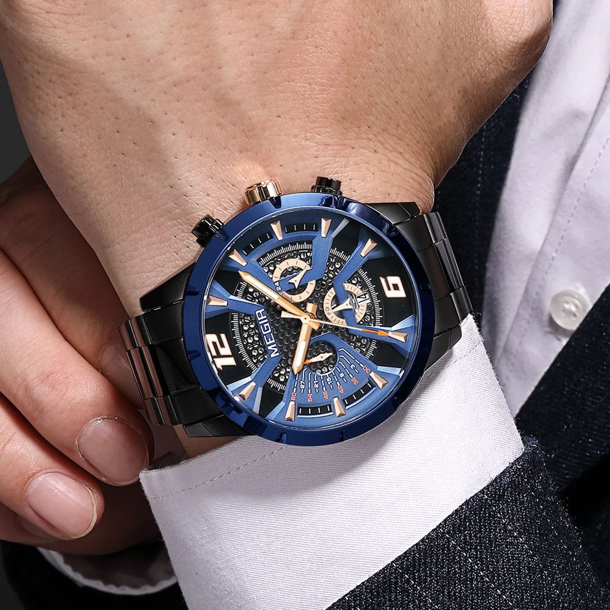 Men’s Luxury Stainless Steel Quartz Watch with Calendar Display