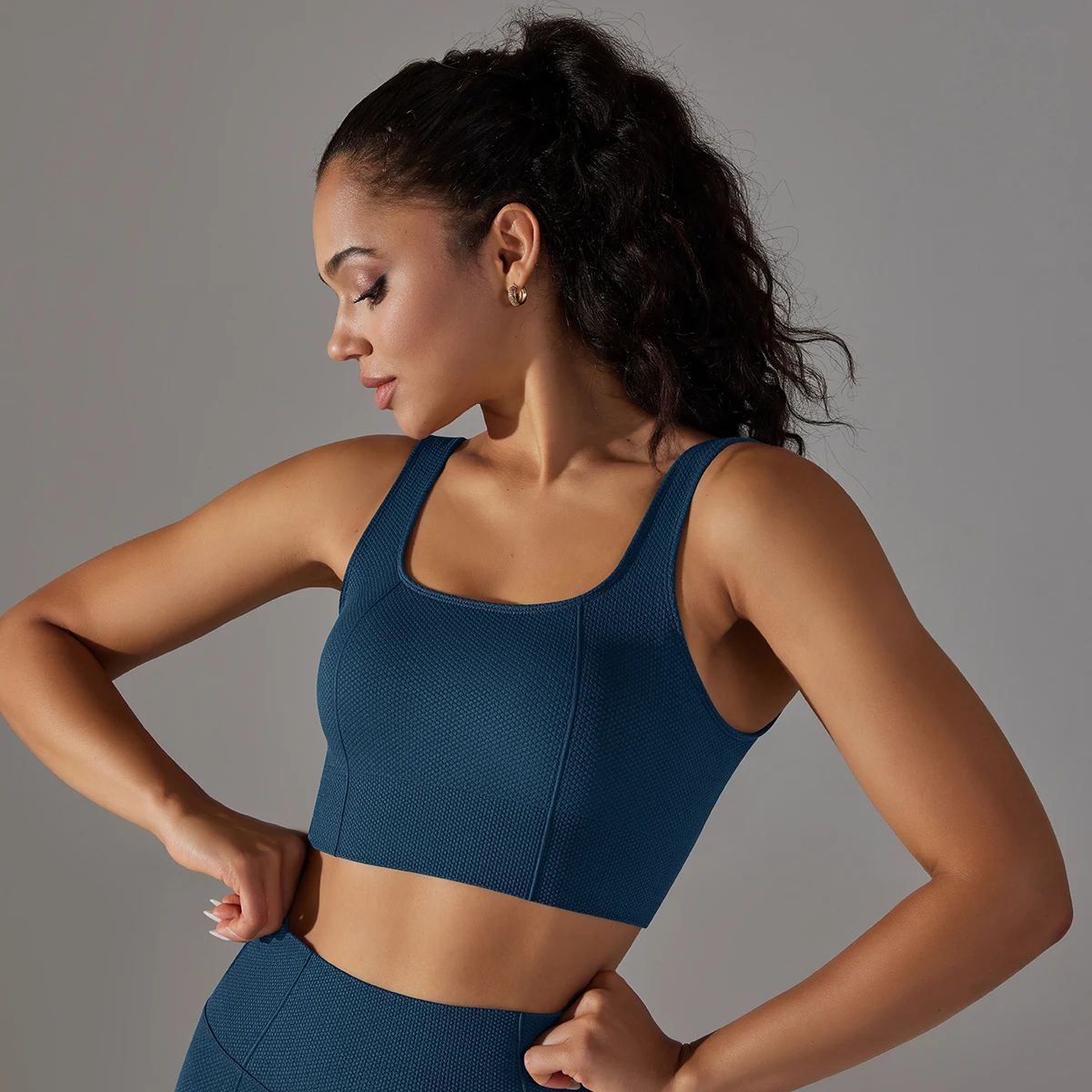 Seamless Sports Bra for Women – Breathable Yoga Workout Support Seamless Sports Bra for Women – Breathable Yoga Workout Support