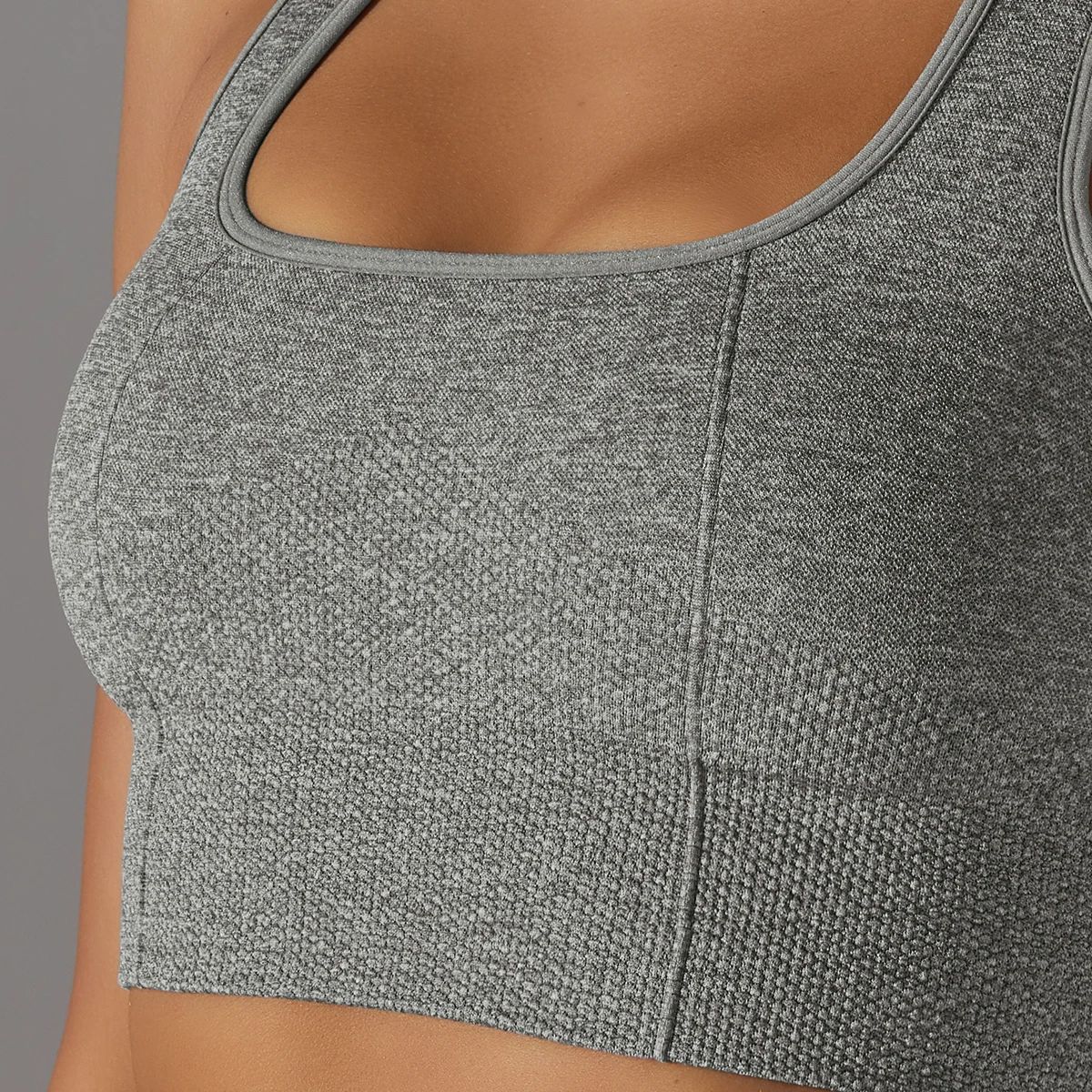 Women's Cross Back Sports Bra for Yoga and Fitness Workouts