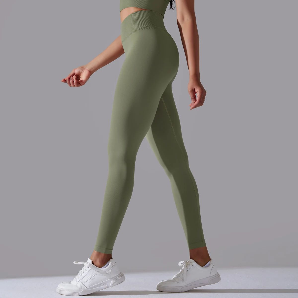 High Waist Seamless Leggings for Yoga and Gym Workouts High Waist Seamless Leggings for Yoga and Gym Workouts