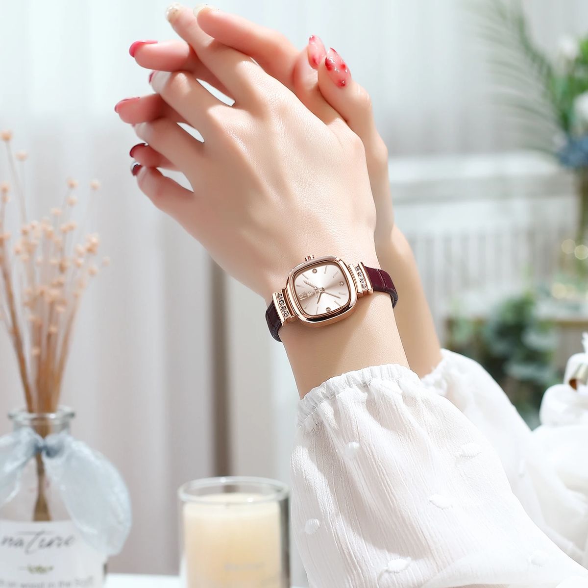 Elegant Square Dial Leather Strap Waterproof Quartz Watch for Women
