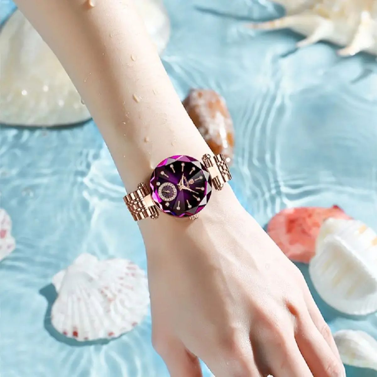 Elegant Stainless Steel Women's Watch with Diamond Accents & Quartz Movement Elegant Stainless Steel Women's Watch with Diamond Accents & Quartz Movement