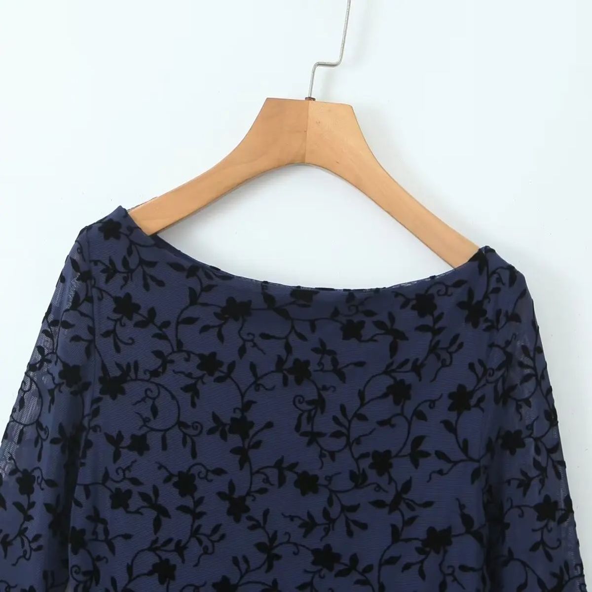 Elegant Autumn Floral Mesh Mini Dress with Long Sleeves Elegant Autumn Floral Mesh Mini Dress with Long Sleeves