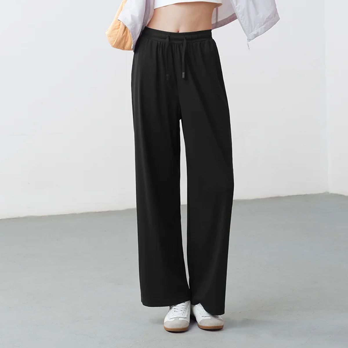 Semir - Women's Relaxed Pants 2