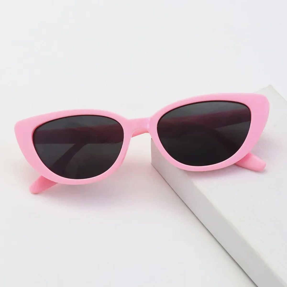 Rmm - Women's Cat Eye Sunglasses 1