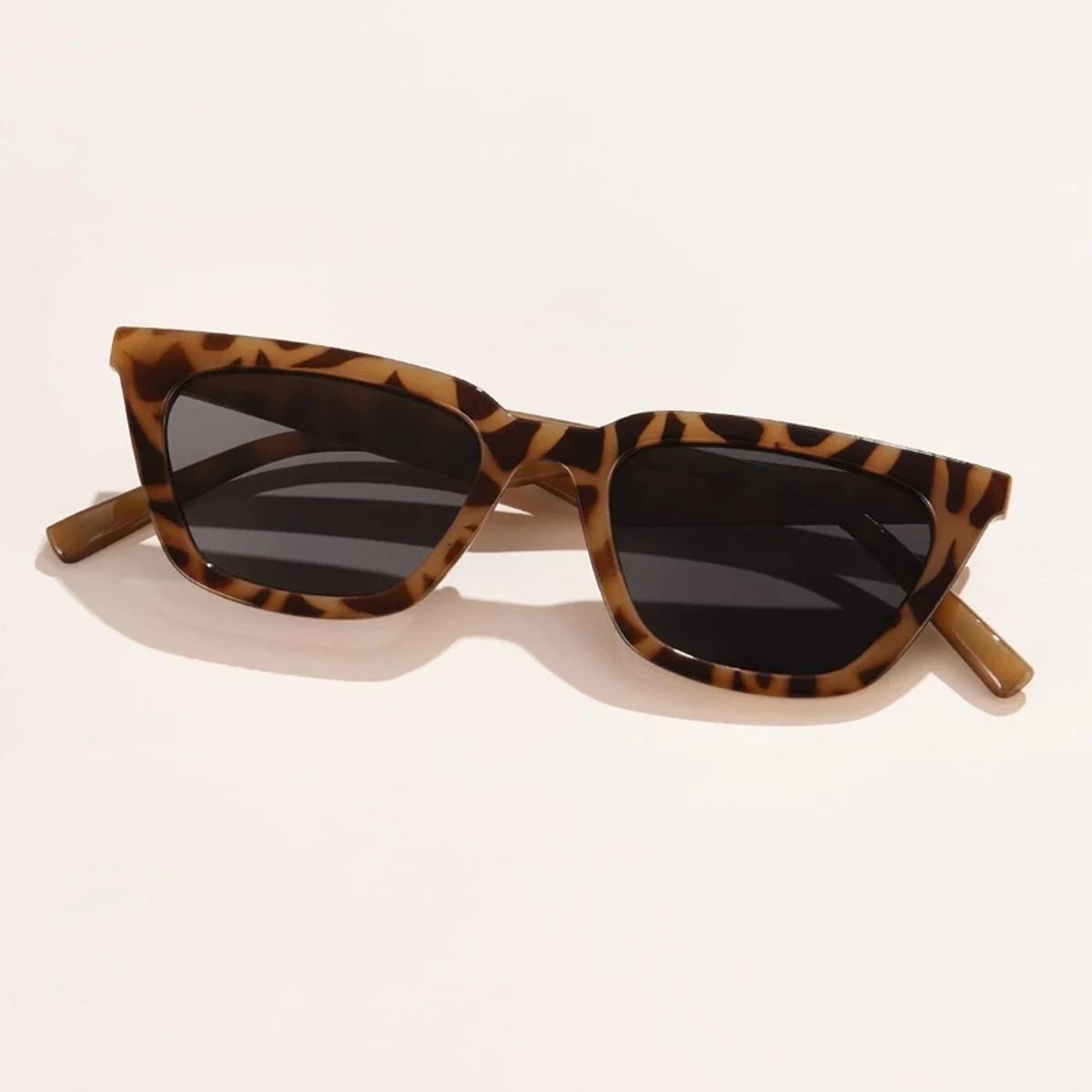 Sozo Tu - Women's Cat Eye Sunglasses 1