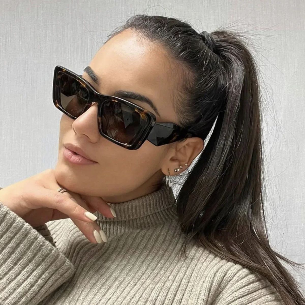 Retro Cat Eye Square Sunglasses with UV400 for Travel and Style Sozo Tu - Women's Cat Eye Sunglasses 1