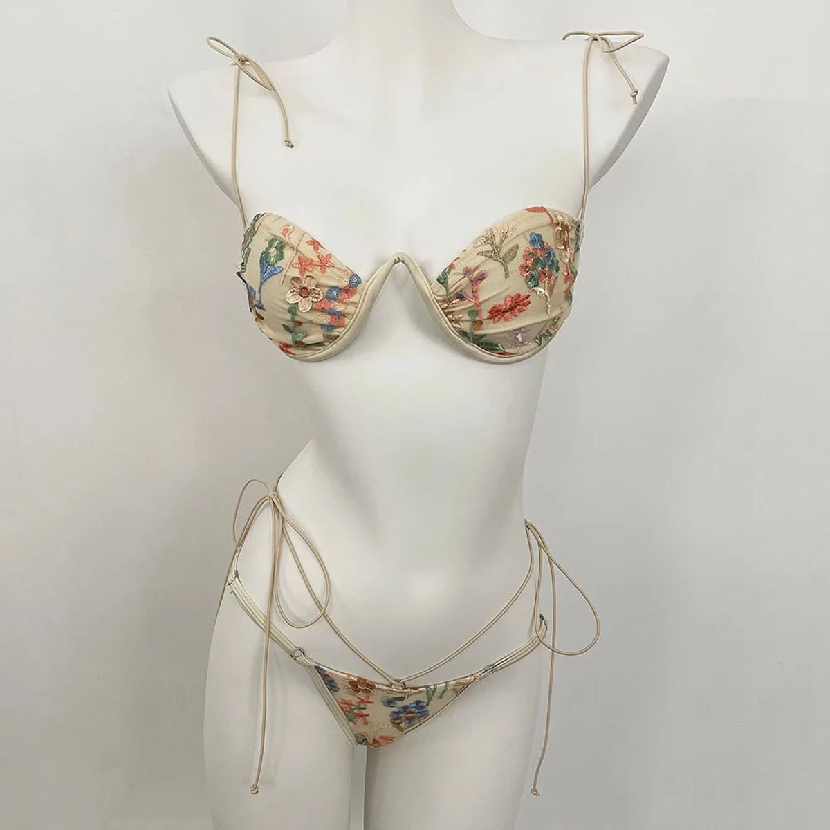 High Cut Push-Up Bikini Set with Embroidered Floral Design High Cut Push-Up Bikini Set with Embroidered Floral Design