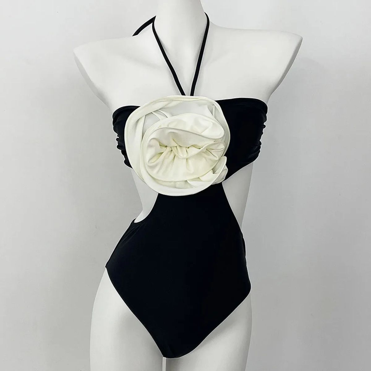 Serenechic - Women's One Piece 1