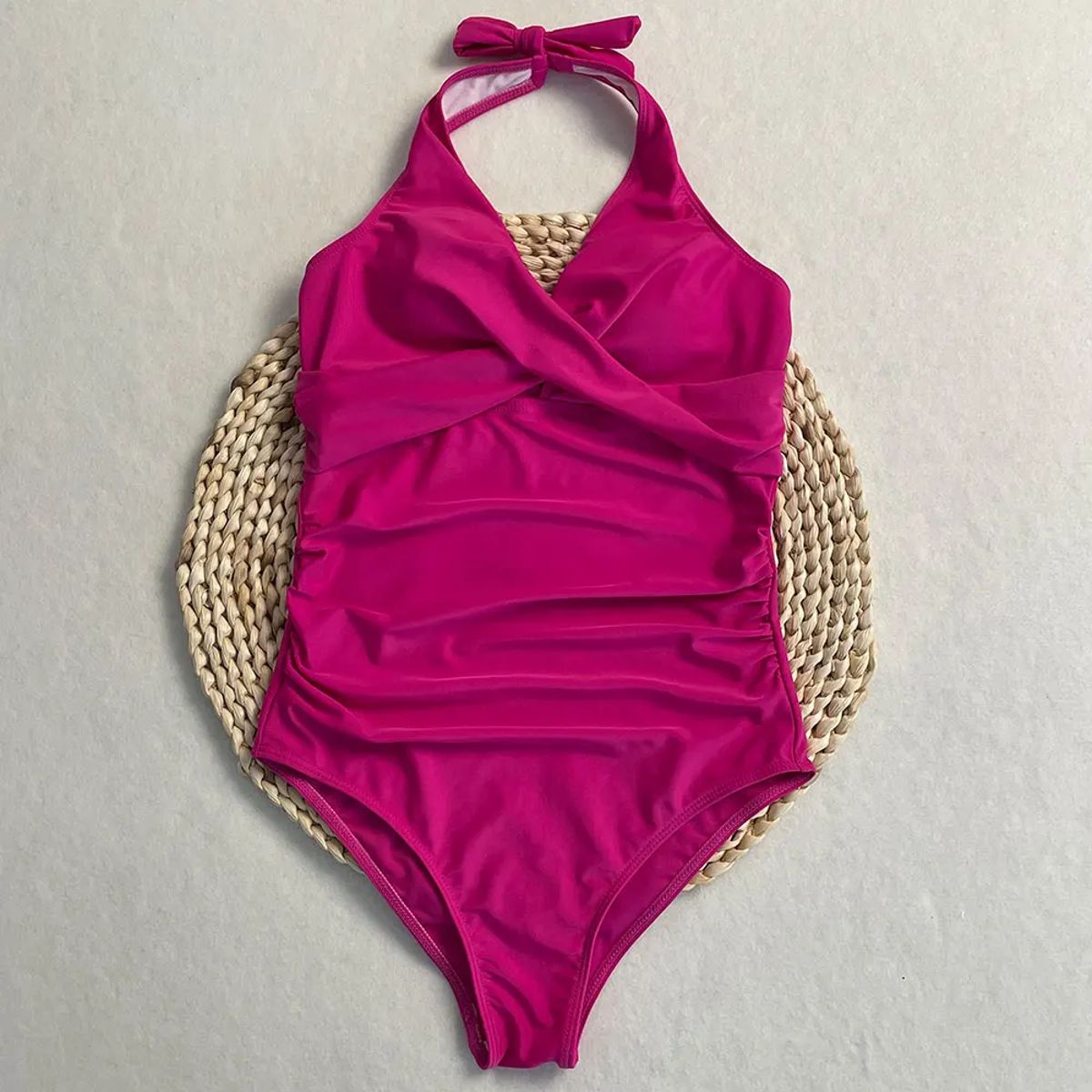 Patchwork Halter One-Piece Swimsuit with High Waist Design Patchwork Halter One-Piece Swimsuit with High Waist Design