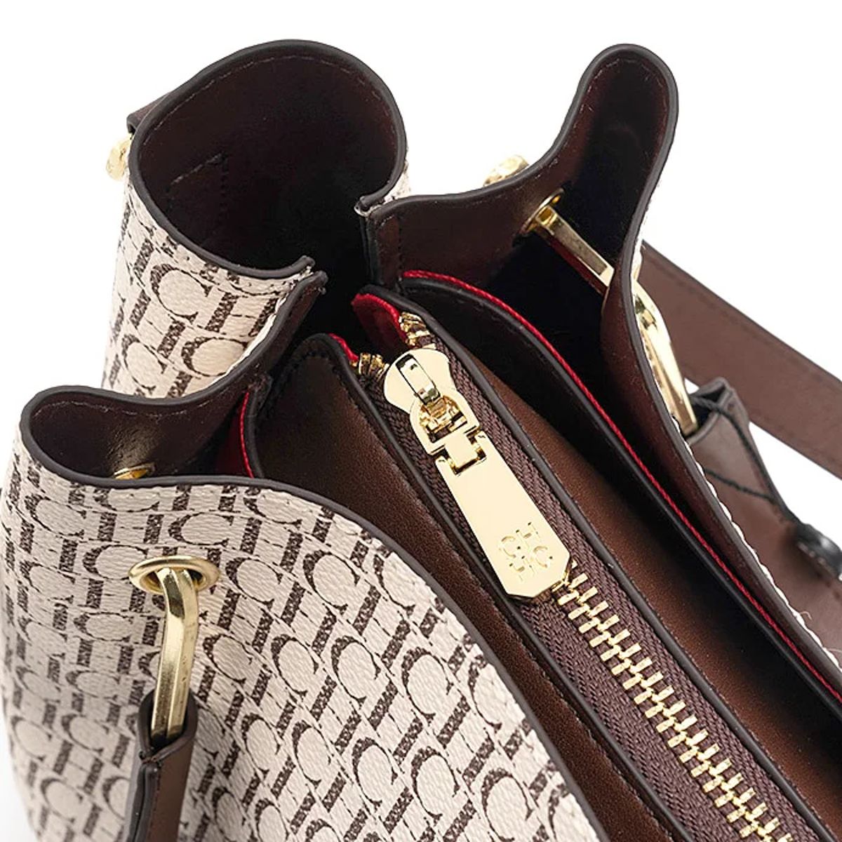 Elegant Letter-Print Women's Shoulder Bag with Spacious Interior