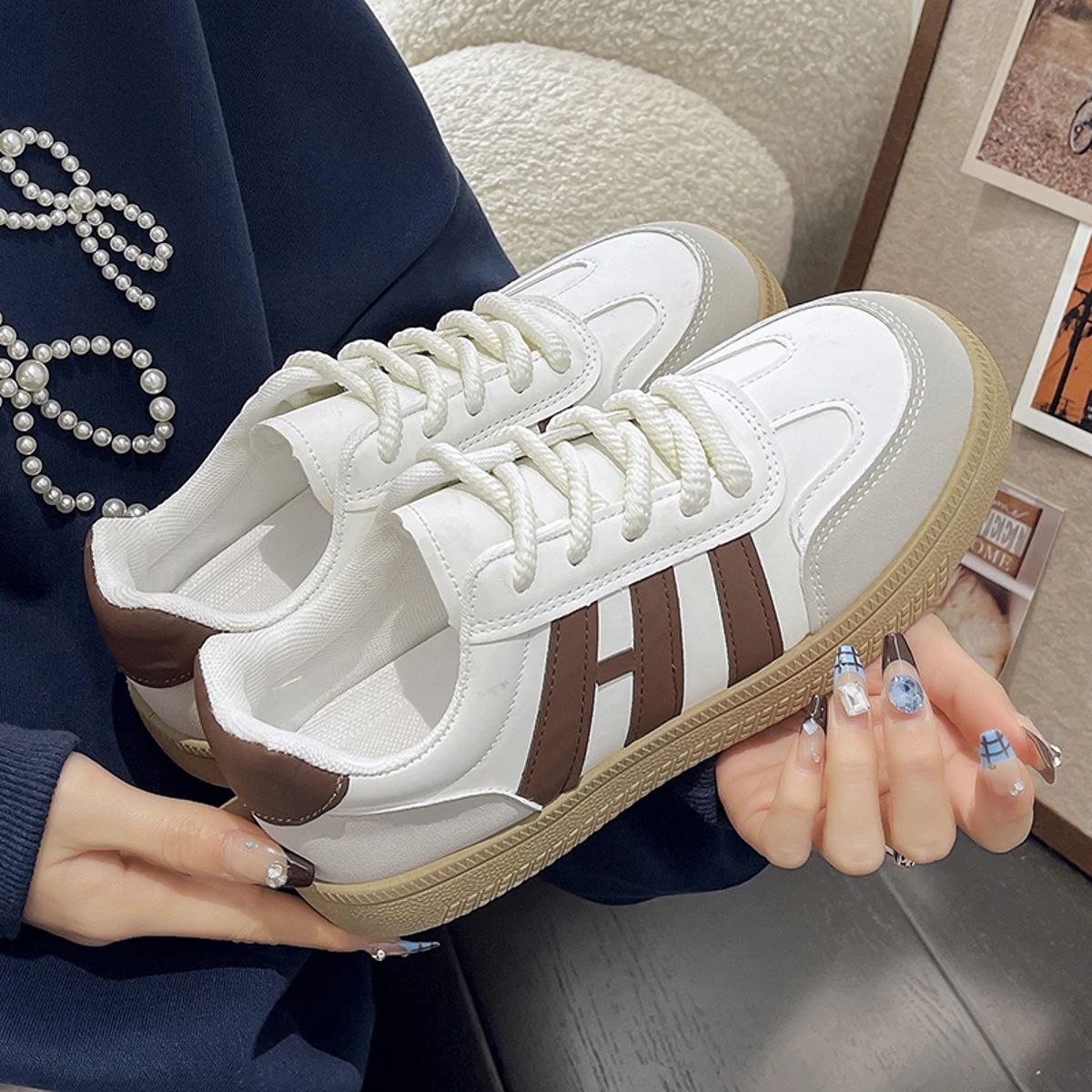 Cozok - Women's Low Top Sneakers 2