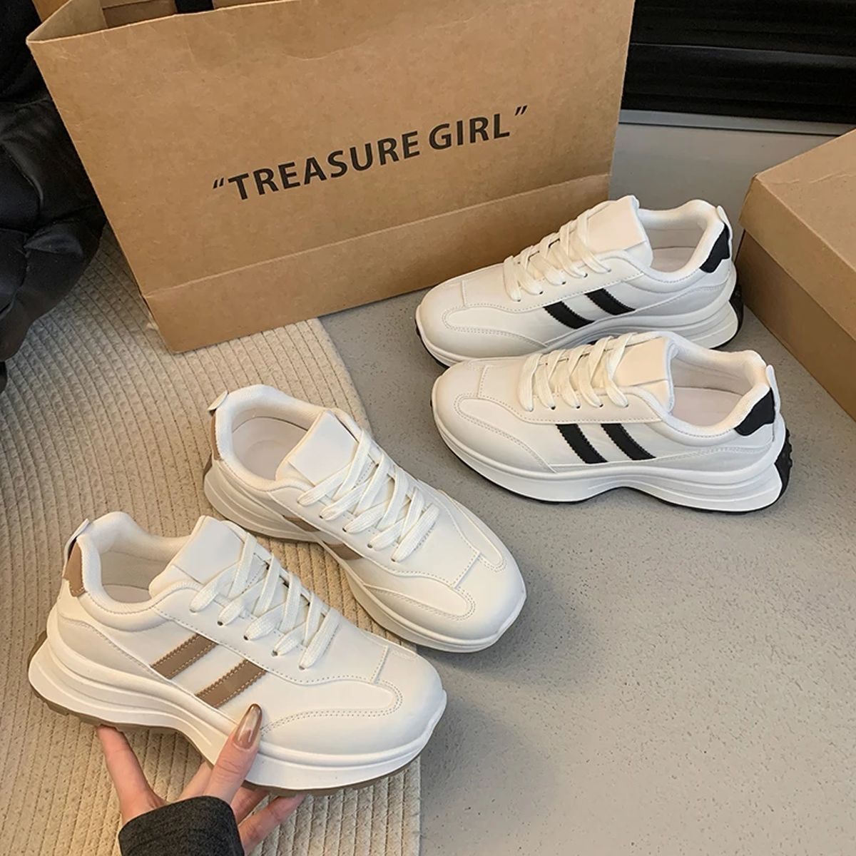 Cozok - Women's Low Top Sneakers 1