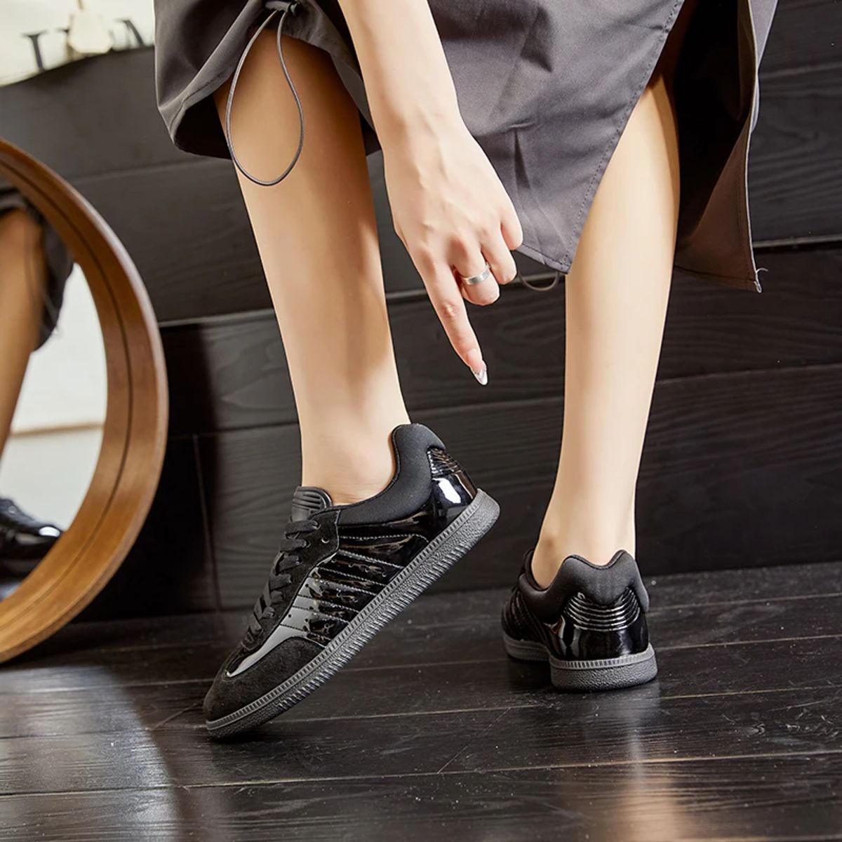 Flat Real Leather Casual Sneakers for Women with Skateboard Style Aiyuqi - Women's Low Top Sneakers 2