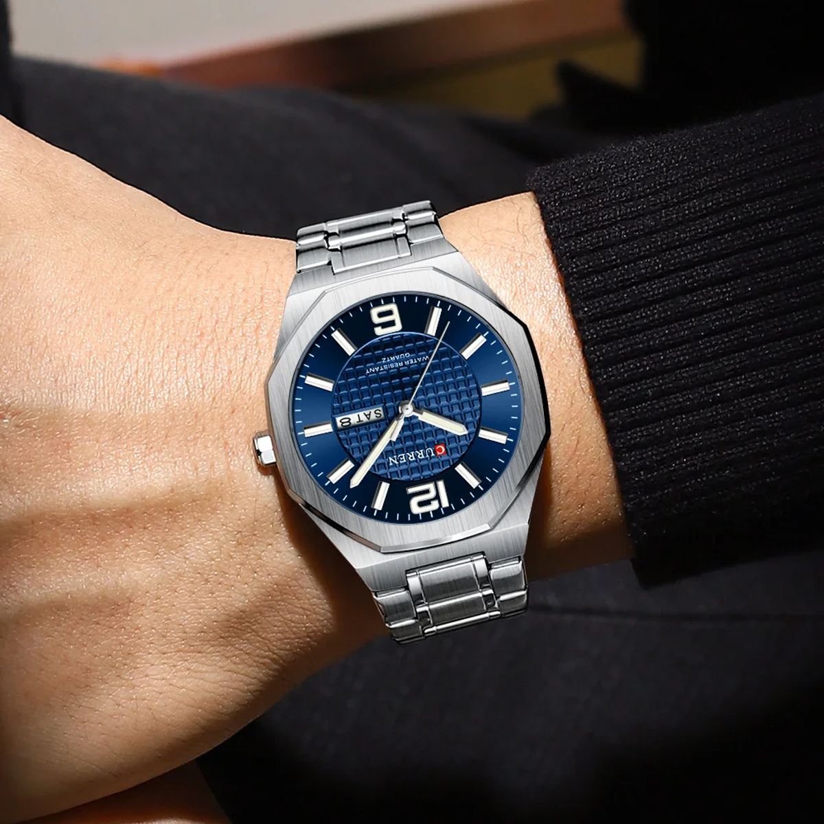 Stylish Business Quartz Watch with Luminous Hands and Date