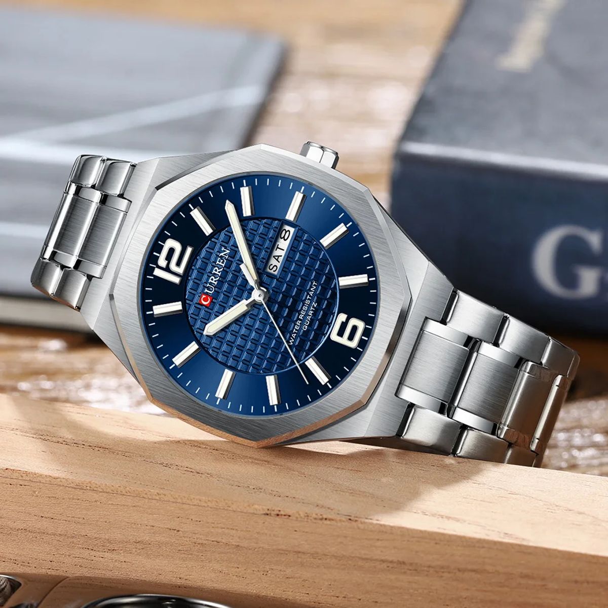 Stylish Business Quartz Watch with Luminous Hands and Date