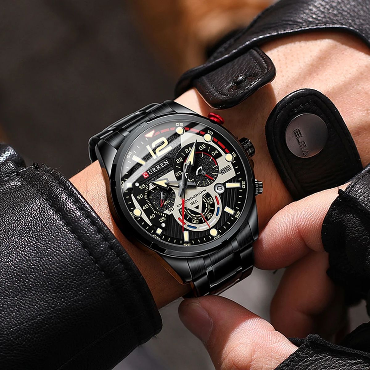 Stylish Chronograph Quartz Watch for Men with Luminous Dial
