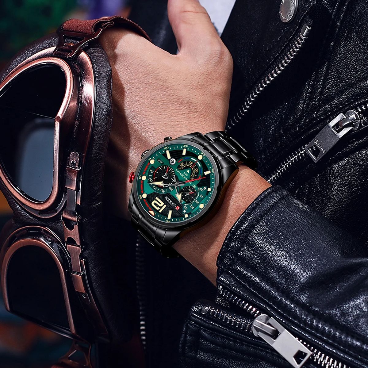 Stylish Chronograph Quartz Watch for Men with Luminous Dial