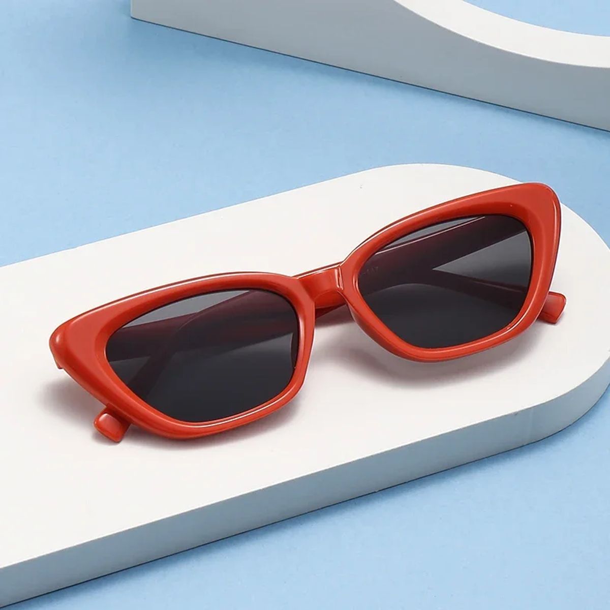 Retro Vintage Cat Eye Sunglasses for Women with UV Protection Ruisimo - Women's Cat Eye Sunglasses 2