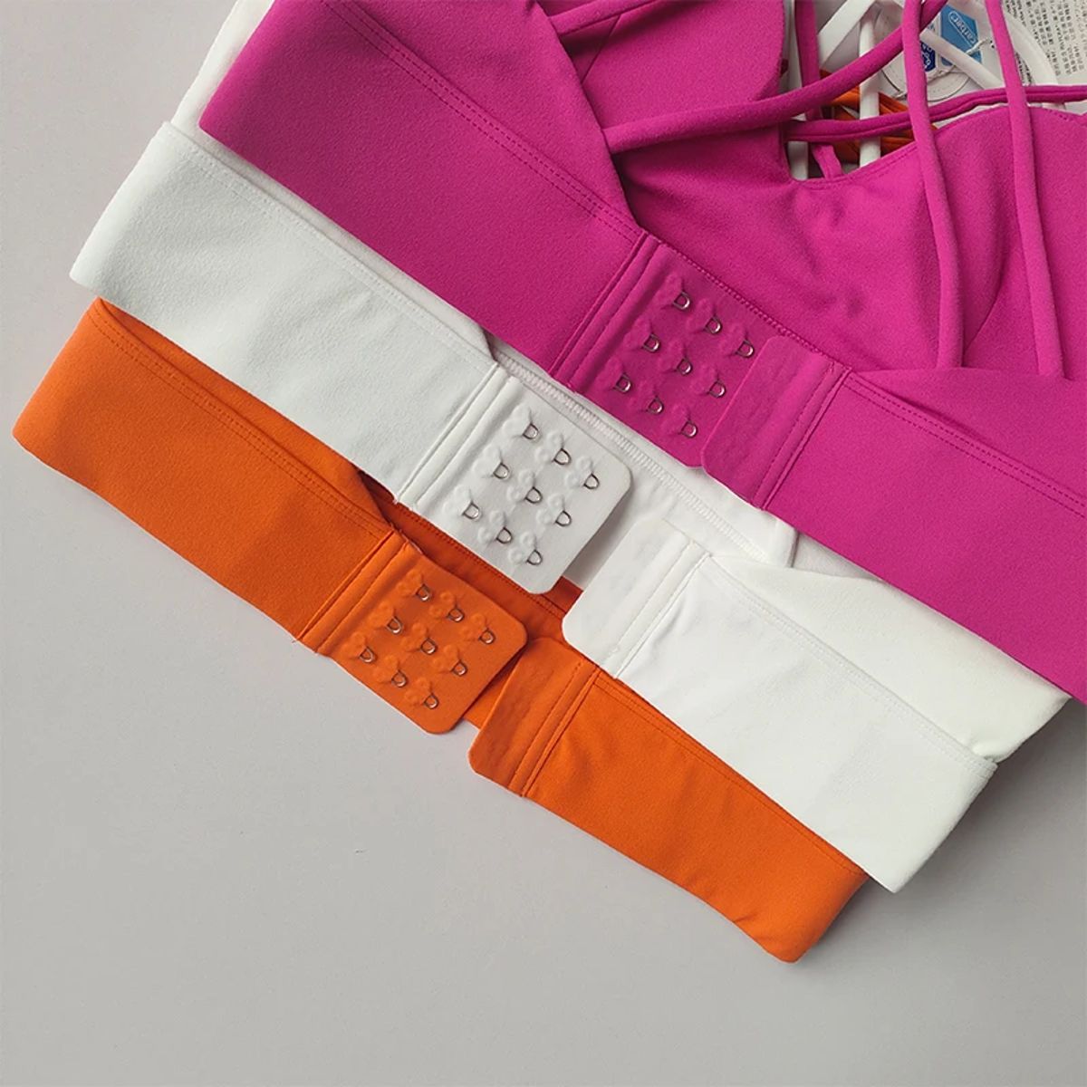 Shockproof Sports Bra with Stylish Back for Summer Workouts