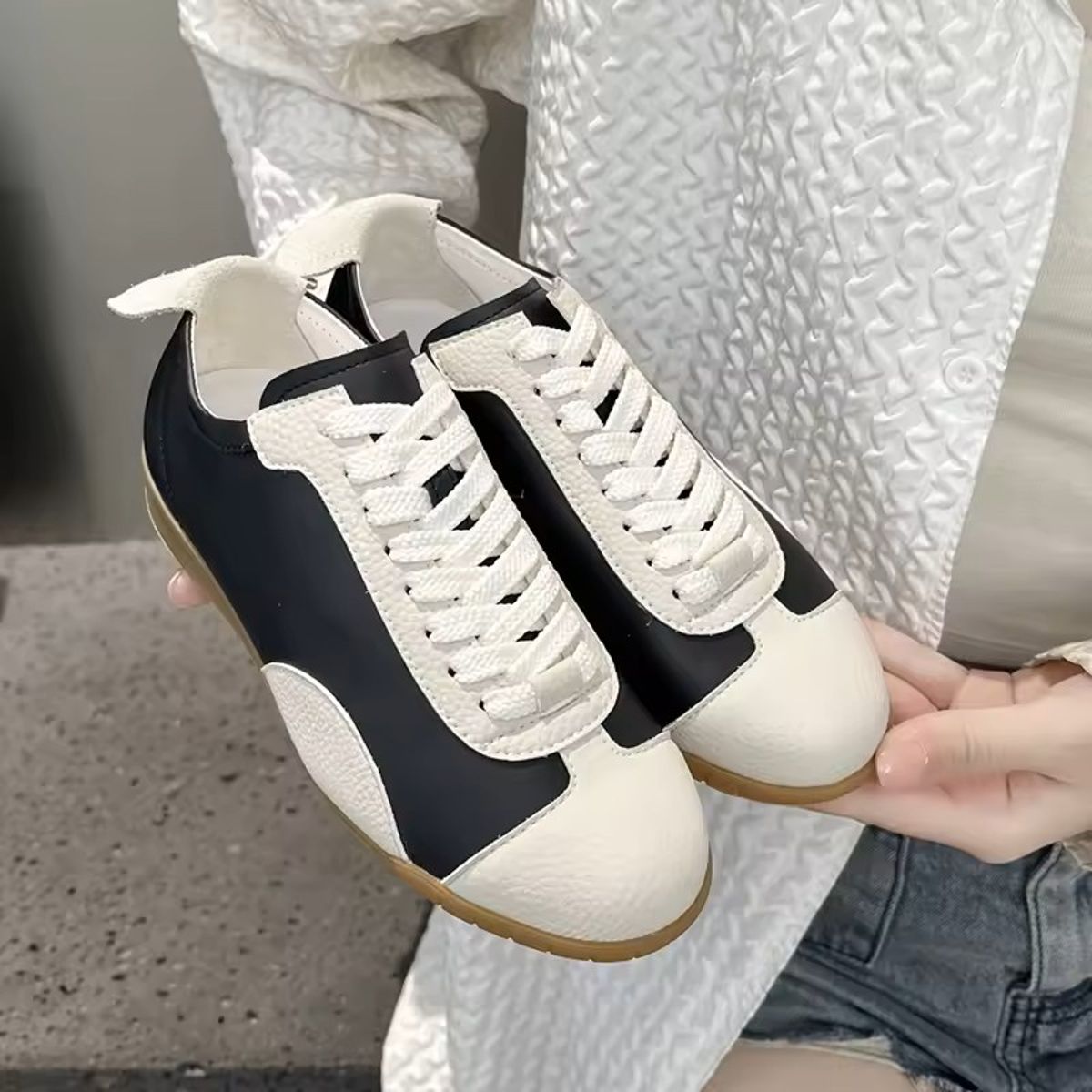 Genuine Leather Platform Sneakers for Women with Casual Style