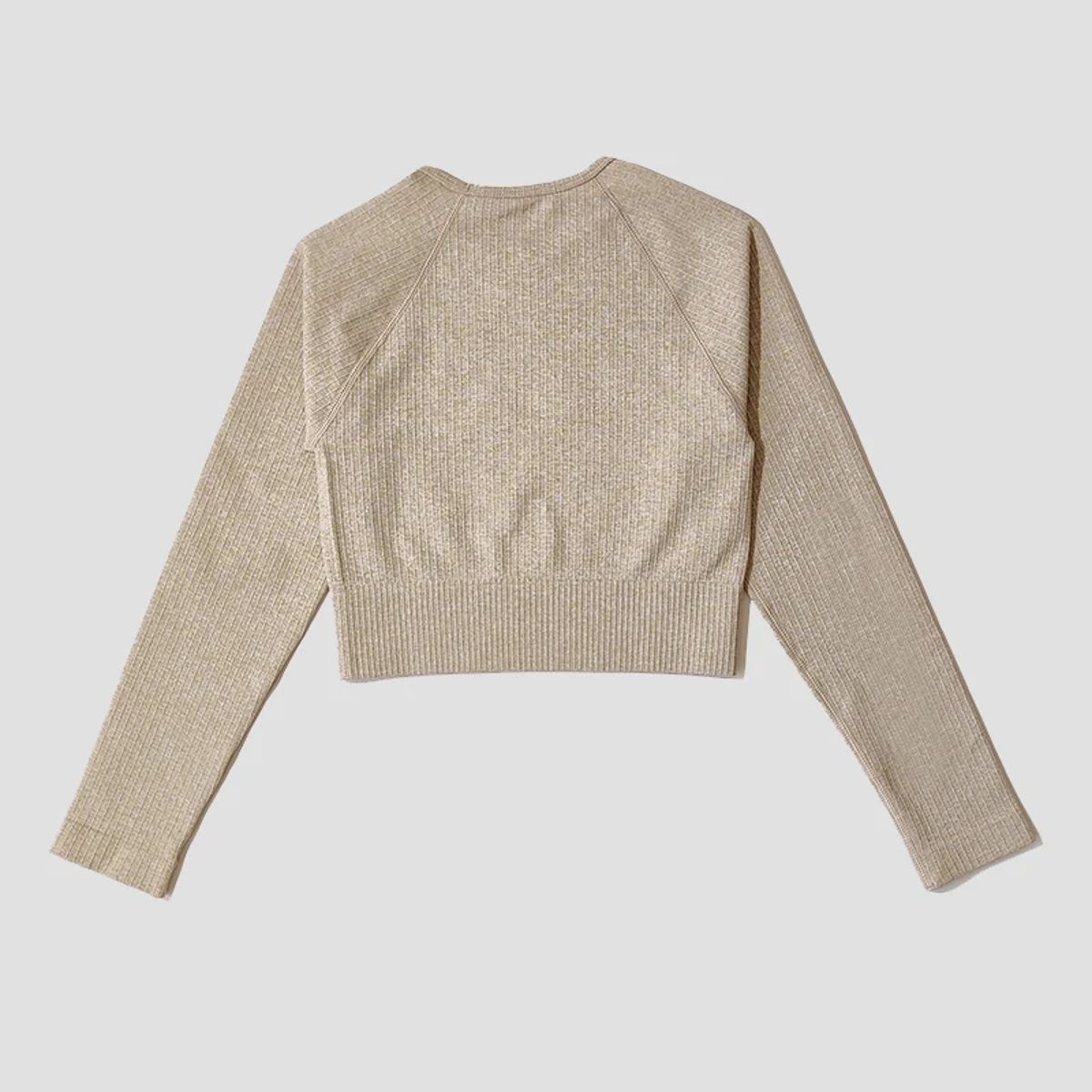 Seamless Long Sleeve Crop Top for Yoga and Fitness Workouts Seamless Long Sleeve Crop Top for Yoga and Fitness Workouts