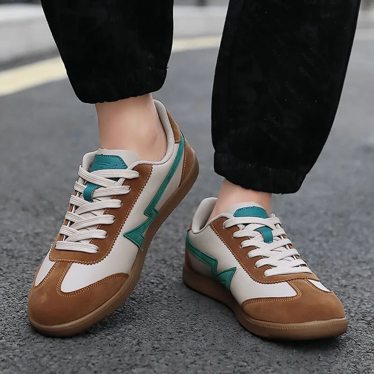 Unisex Patchwork Outdoor Sneakers with Waterproof Comfort Design Oein - Men's Low Top Sneakers 3