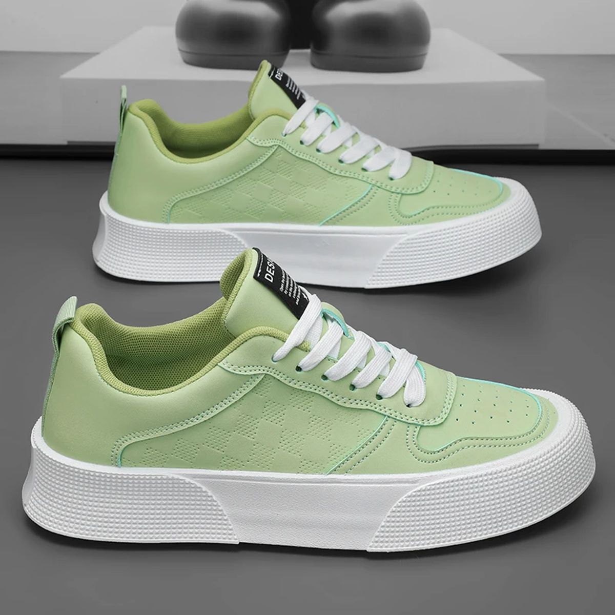 Men's Low-Top Canvas Platform Sneakers for Casual Street Style