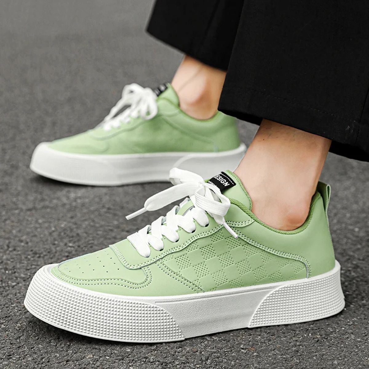 Men's Low-Top Canvas Platform Sneakers for Casual Street Style