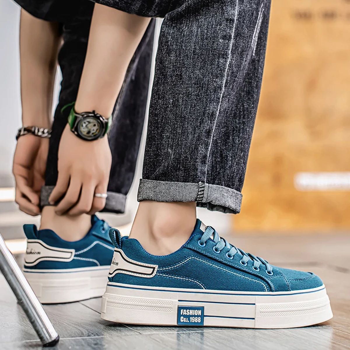 Oein - Men's Low Top Sneakers 2