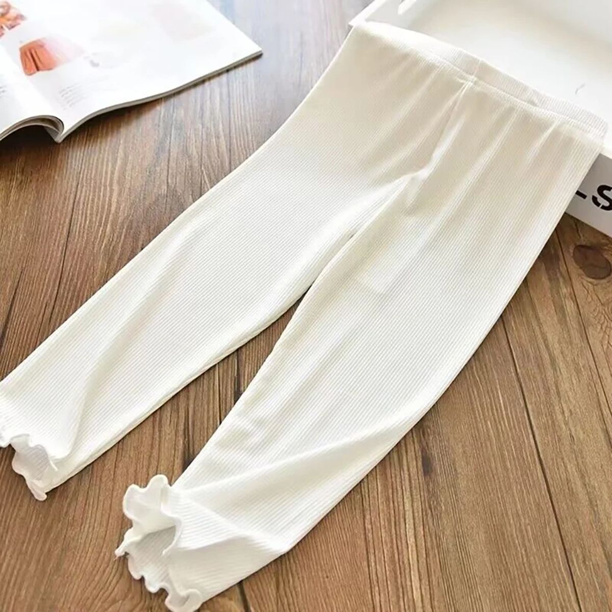 Lightweight Straight-Leg Ice Silk Pants for Girls' Summer Wear Lightweight Straight-Leg Ice Silk Pants for Girls' Summer Wear