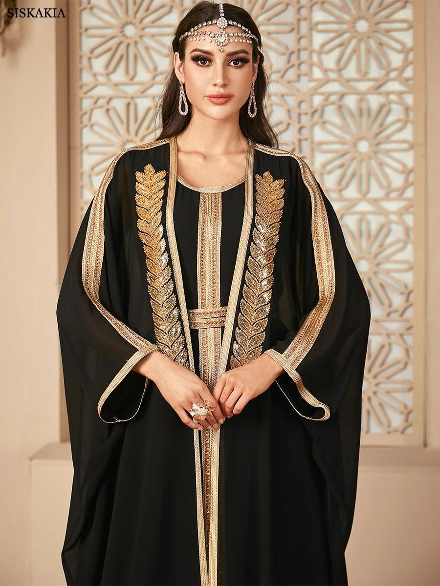 Stylish Two-Piece Sequin Jalabiya Set with Belt Detail Stylish Two-Piece Sequin Jalabiya Set with Belt Detail