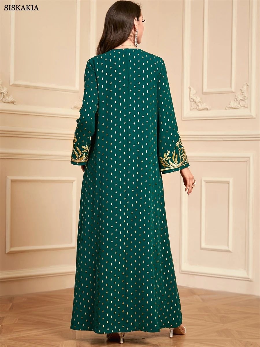 Elegant Embroidered Jalabiya with Matching Scarf and Long Sleeves Elegant Embroidered Jalabiya with Matching Scarf and Long Sleeves