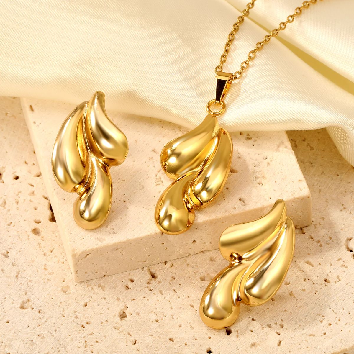 Elegant Teardrop Necklace and Earrings Set for Women Luxukisskids - Women's Sets 4