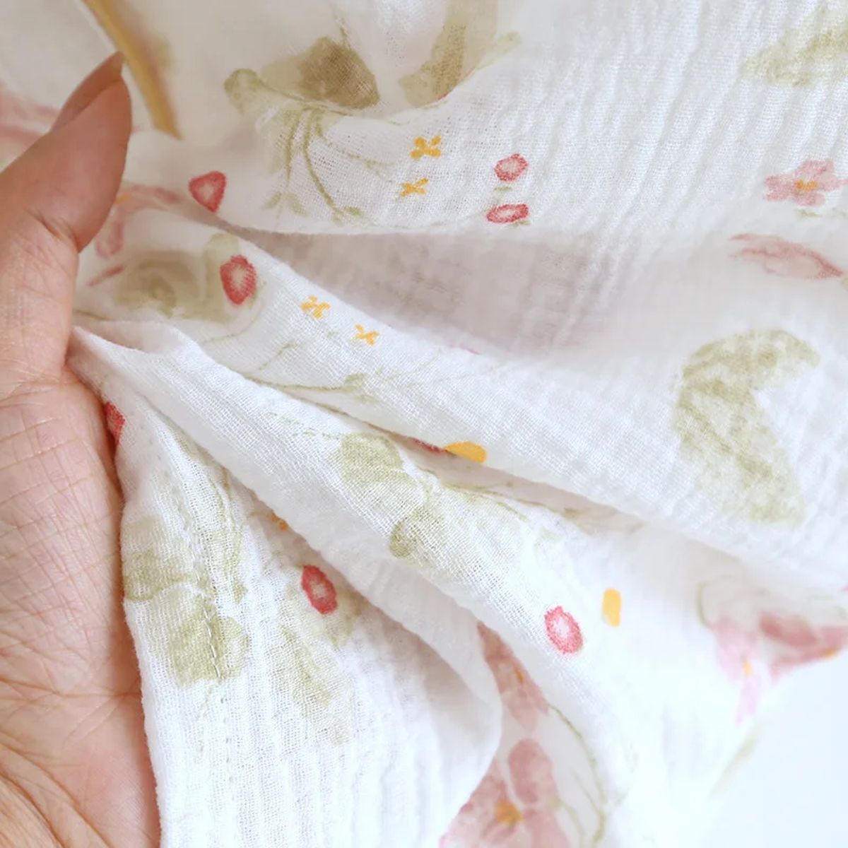 Lightweight Cotton 3-Piece Loungewear Set with Cardigan