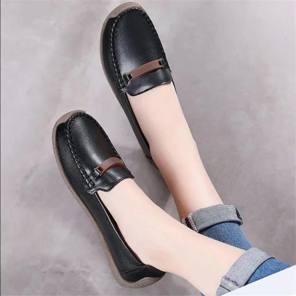 Genuine Leather Slip-On Moccasin Flats for Casual Outings Beyarne - Women's Loafers & Moccasins 1