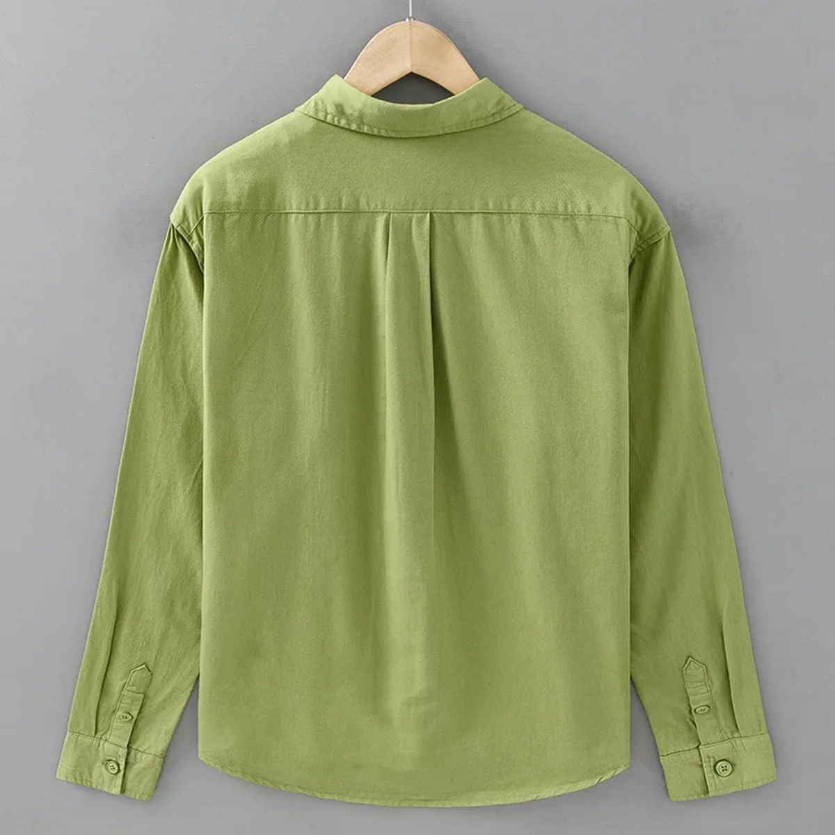 Classic Men’s Long-Sleeve Cotton Shirt for Everyday Smart Casual Wear