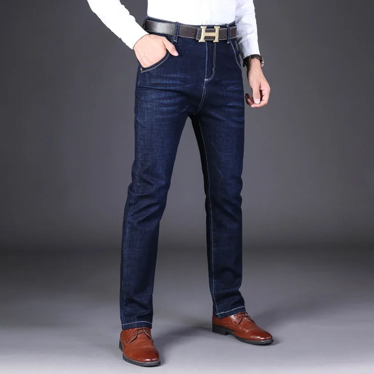 Classic Men’s Business Jeans with Stretch Comfort and Modern Style