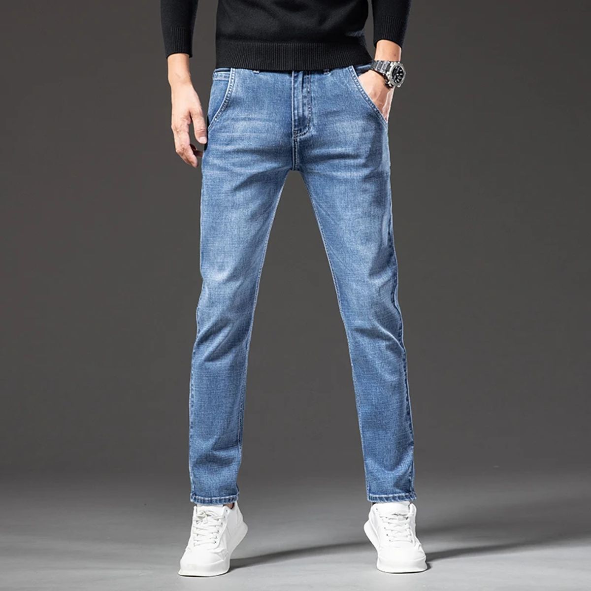 Men’s Retro Regular Fit Stretch Jeans with Anti-Theft Pocket