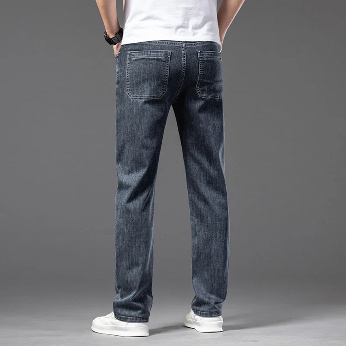 Men’s Casual Lightweight Denim Jeans with Slight Stretch Fit