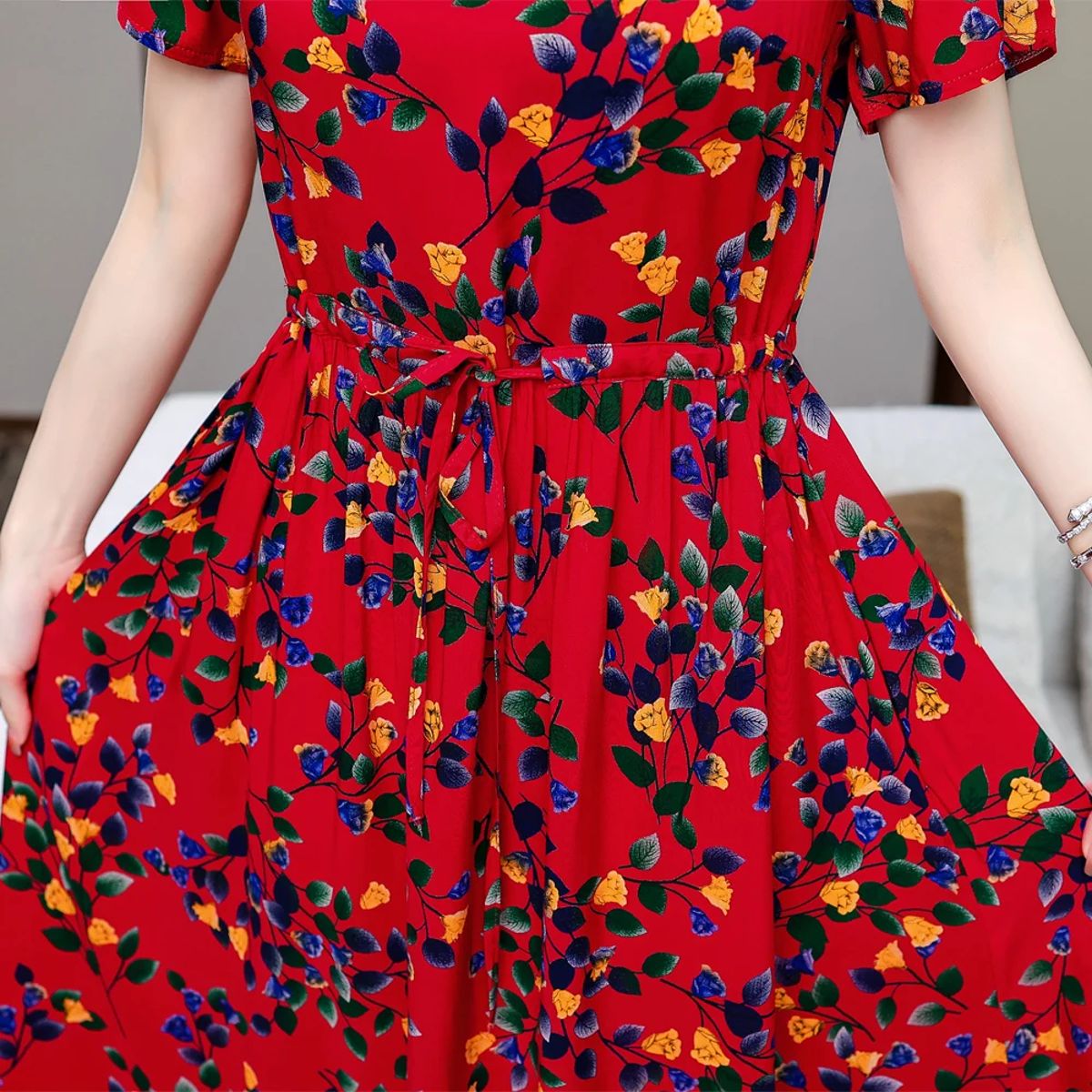 Chic Everyday Summer Dress with Pockets and Printed Design Chic Everyday Summer Dress with Pockets and Printed Design