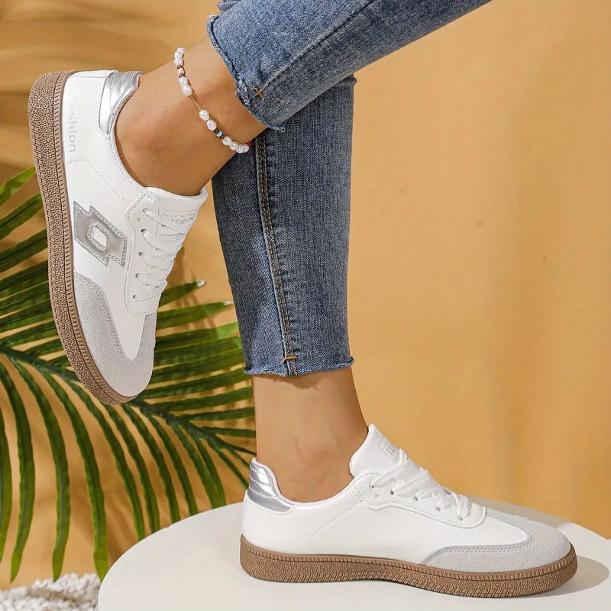 Bzqbzx - Women's Low Top Sneakers 4