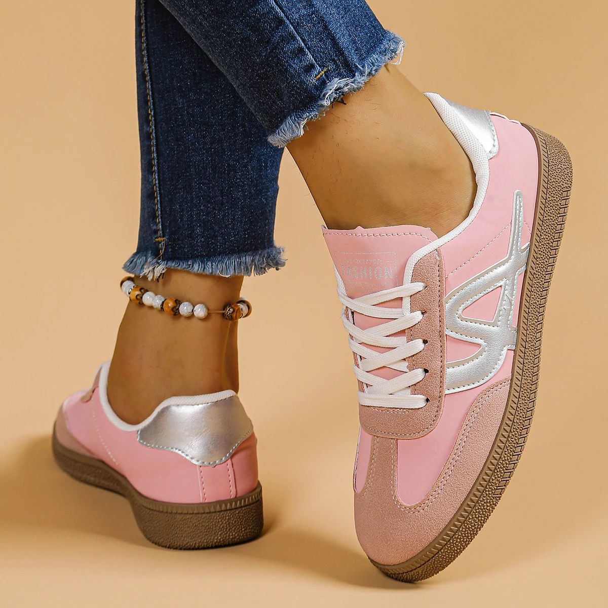 Comfortable Women's Casual Sneakers for Trendy Everyday Outdoor Wear Bzqbzx - Women's Low Top Sneakers 1
