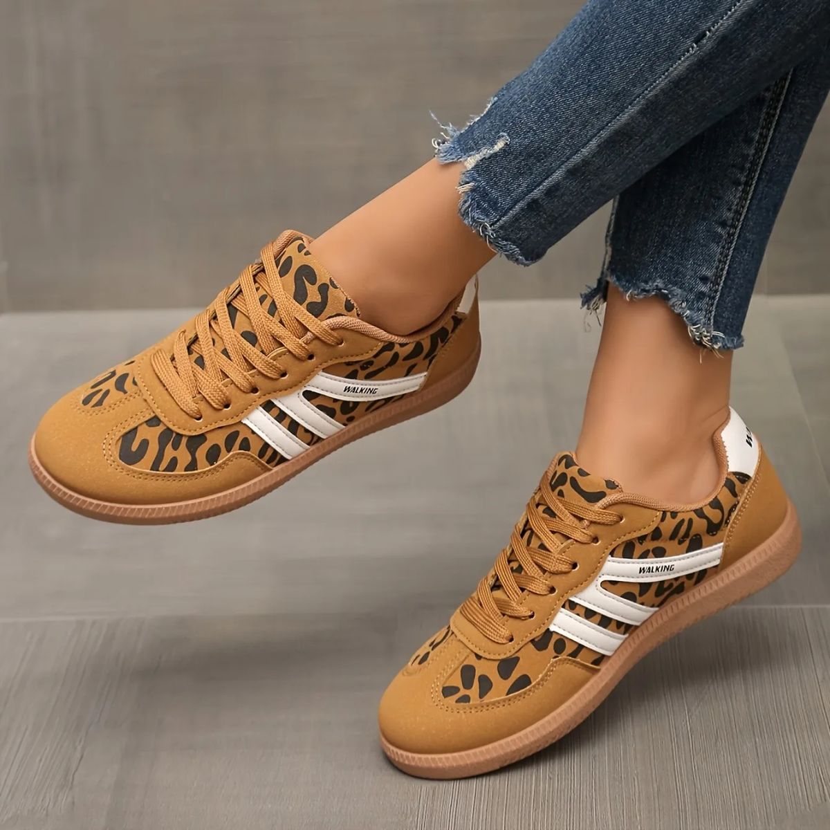 Comfortable Women's Leopard Print Sneakers for Casual Everyday Wear Bzqbzx - Women's Low Top Sneakers 2